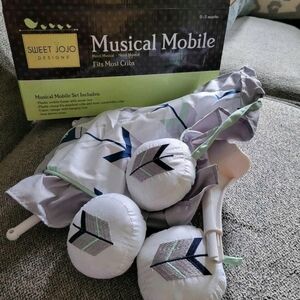 Musical mobile